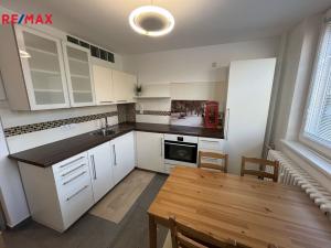 Pronájem bytu 1+1, Zlín, Dlouhá, 38 m2