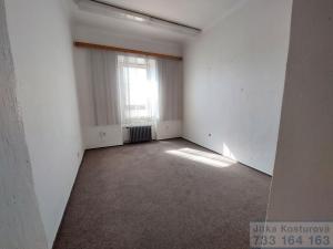 Pronájem kanceláře, Krnov - Pod Bezručovým vrchem, Hlubčická, 22 m2