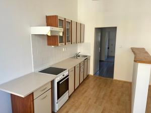 Pronájem bytu 2+kk, Děčín, Nám. Svobody, 65 m2