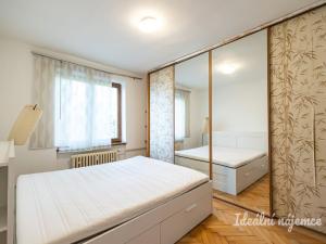 Pronájem bytu 3+1, Praha - Hloubětín, Sadská, 65 m2