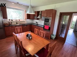 Prodej rodinného domu, Bácovice, 142 m2