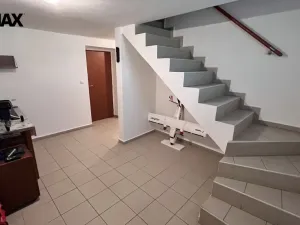 Prodej rodinného domu, Bácovice, 142 m2