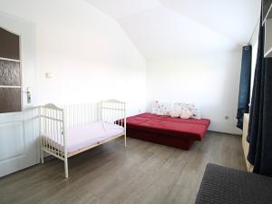 Pronájem bytu 3+kk, Praha - Kbely, Hrušovická, 80 m2