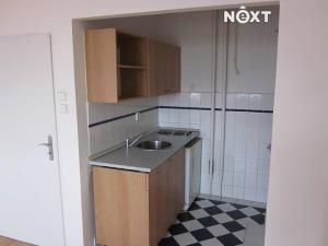 Pronájem bytu 1+kk, Karlovy Vary, Krále Jiřího, 22 m2