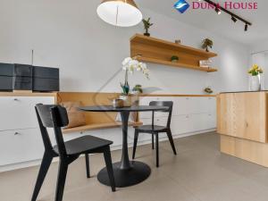 Prodej bytu 2+kk, Praha - Dolní Měcholupy, Kardausova, 56 m2