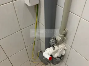 Pronájem skladu, Praha - Libeň, Prosecká, 4 m2