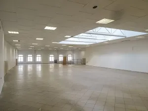 Prodej obchodního prostoru, Sušice, náměstí Svobody, 1250 m2