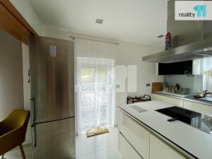 Prodej rodinného domu, Jenišov, Pod Vrchem, 200 m2