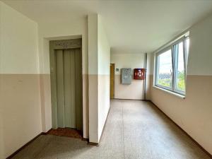 Pronájem bytu 2+kk, Praha - Hloubětín, Kardašovská, 43 m2