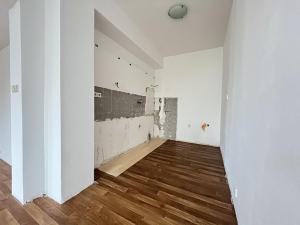 Prodej bytu 2+kk, Benešov, Dukelská, 68 m2