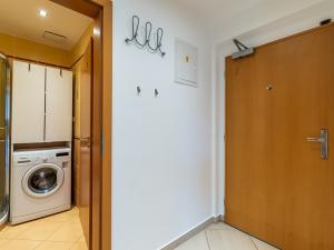 Pronájem bytu 1+kk, Praha - Zličín, Míšovická, 28 m2