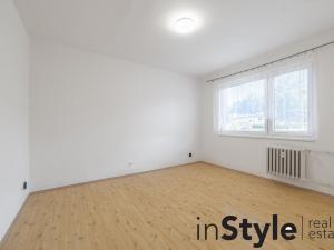 Pronájem bytu 1+1, Uherský Brod, Družstevní, 36 m2