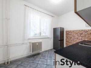 Pronájem bytu 1+1, Uherský Brod, Družstevní, 36 m2