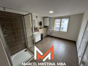 Pronájem bytu 1+kk, Náchod, Husovo náměstí, 35 m2