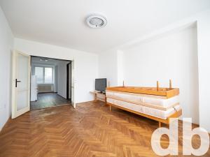 Pronájem bytu 2+1, Praha - Troja, Na Šutce, 57 m2