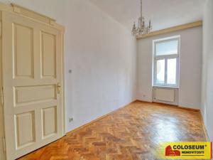 Pronájem bytu 2+1, Znojmo, náměstí Republiky, 96 m2