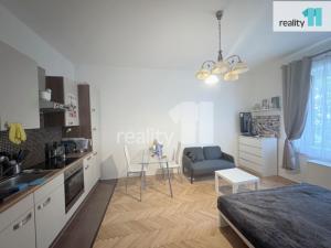 Prodej bytu 1+kk, Praha - Nusle, Doudlebská, 34 m2