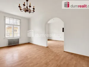 Prodej činžovního domu, Karlovy Vary, Fügnerova, 318 m2