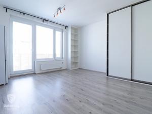 Pronájem bytu 1+kk, Praha - Dolní Měcholupy, Honzíkova, 28 m2