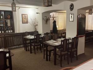 Prodej restaurace, Loučná pod Klínovcem - Háj, 514 m2