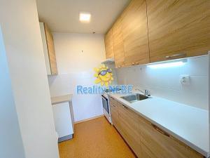 Pronájem bytu 2+kk, Praha - Záběhlice, Choceradská, 50 m2