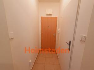 Pronájem bytu 1+kk, Karviná - Hranice, Slovenská, 30 m2