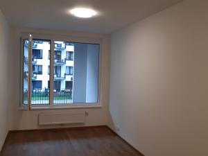 Pronájem bytu 2+kk, Praha - Vysočany, Smržových, 60 m2