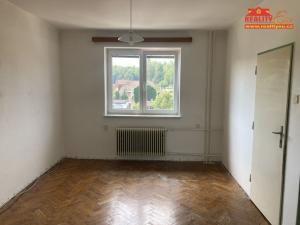 Prodej bytu 3+1, Červený Kostelec, Lánská, 84 m2