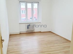 Pronájem bytu 2+kk, Praha - Žižkov, Jeseniova, 47 m2