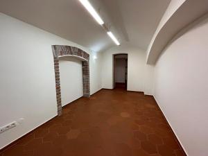 Prodej obchodního prostoru, Praha - Vinohrady, Šumavská, 103 m2