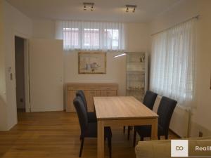 Pronájem bytu 2+kk, Mladá Boleslav, Staroměstské náměstí, 65 m2