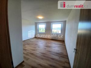 Pronájem bytu 2+kk, Ústí nad Labem - Krásné Březno, Žežická, 47 m2