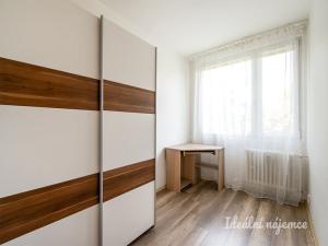 Pronájem bytu 3+kk, Praha - Prosek, Veltruská, 60 m2