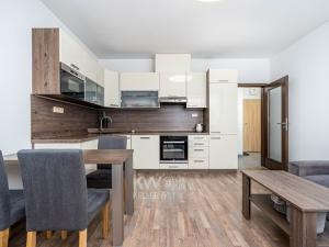 Prodej bytu 3+kk, Kladno, Jaroslava Holečka, 67 m2