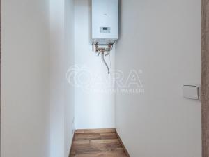 Pronájem bytu 2+kk, Praha - Malešice, U tvrze, 58 m2