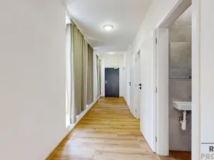 Prodej bytu 2+kk, Třebíč - Vnitřní Město, Karlovo nám., 116 m2