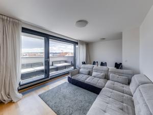 Prodej bytu 4+kk, Praha - Holešovice, Osadní, 139 m2