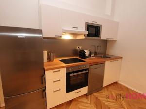 Pronájem bytu 3+kk, Praha - Žižkov, Husitská, 84 m2