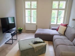 Pronájem bytu 3+1, Karlovy Vary, Mariánskolázeňská, 80 m2