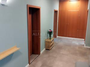 Pronájem bytu 3+1, Karlovy Vary, Mariánskolázeňská, 80 m2