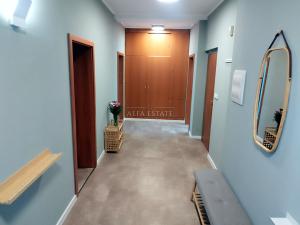 Pronájem bytu 3+1, Karlovy Vary, Mariánskolázeňská, 80 m2