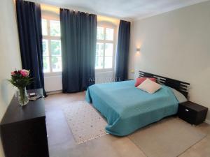 Pronájem bytu 3+1, Karlovy Vary, Mariánskolázeňská, 80 m2