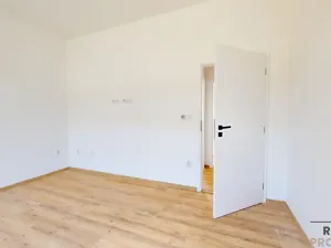 Prodej bytu 4+kk, Třebíč - Vnitřní Město, Karlovo nám., 119 m2