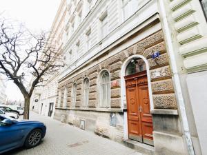 Prodej bytu 2+kk, Praha - Nové Město, Wenzigova, 85 m2