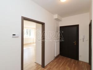 Pronájem bytu 2+kk, Praha - Střešovice, Farní, 60 m2