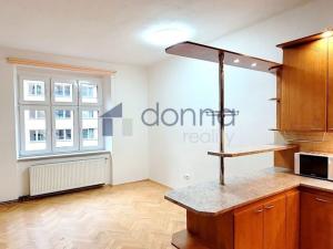 Pronájem bytu 3+kk, Praha - Košíře, Starokošířská, 102 m2