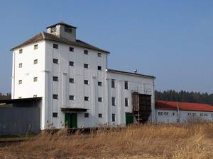 Prodej zemědělského objektu, Brniště - Velký Grunov, 7741 m2