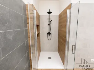 Prodej bytu 2+kk, Třebíč - Vnitřní Město, Karlovo nám., 80 m2