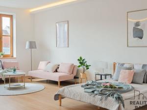 Prodej bytu 3+kk, Třebíč - Vnitřní Město, Karlovo nám., 80 m2