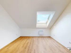 Prodej bytu 3+kk, Třebíč - Vnitřní Město, Karlovo nám., 80 m2